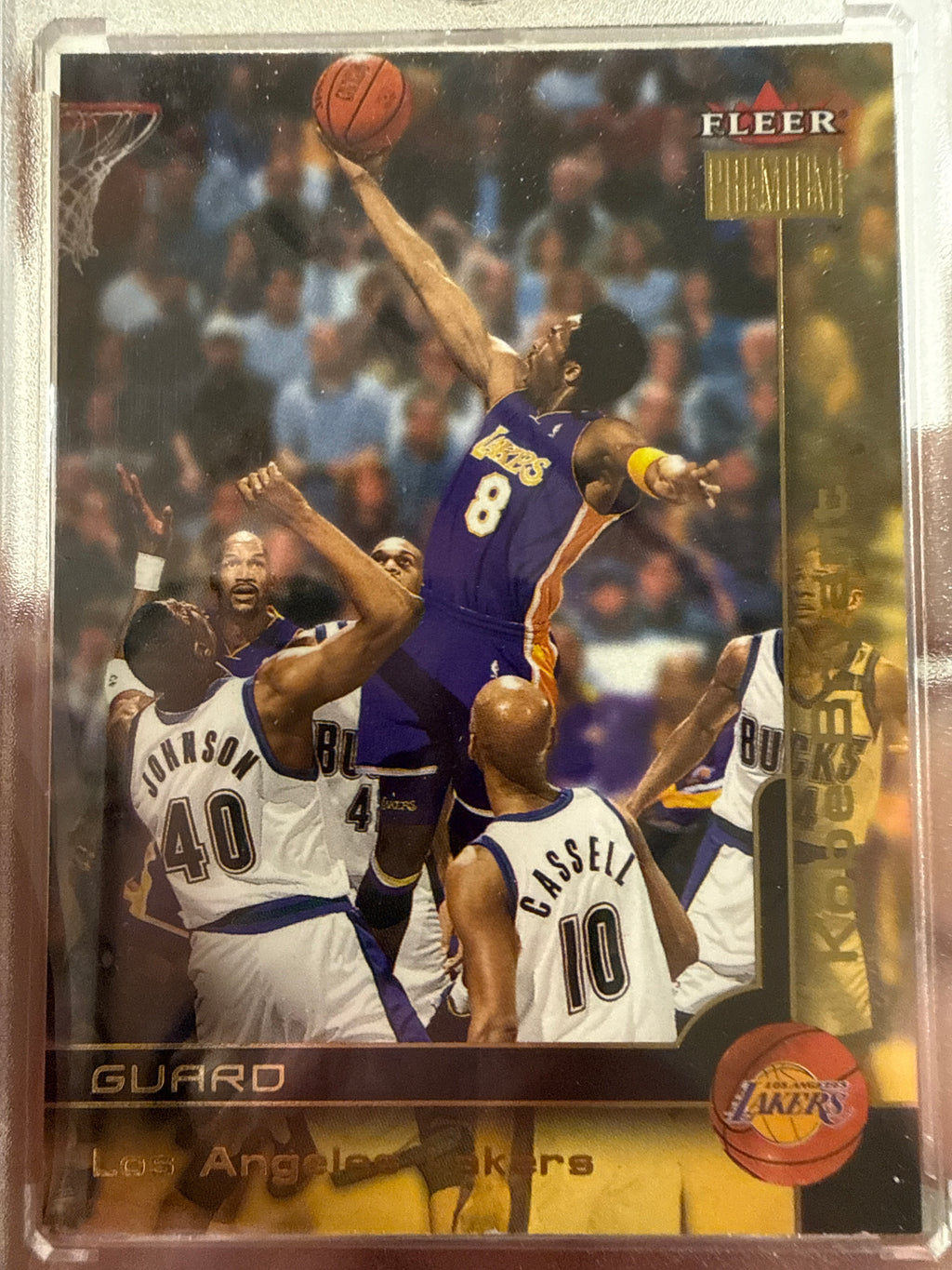2000 Flair Showcase Kobe Bryant #2 Gold Premium