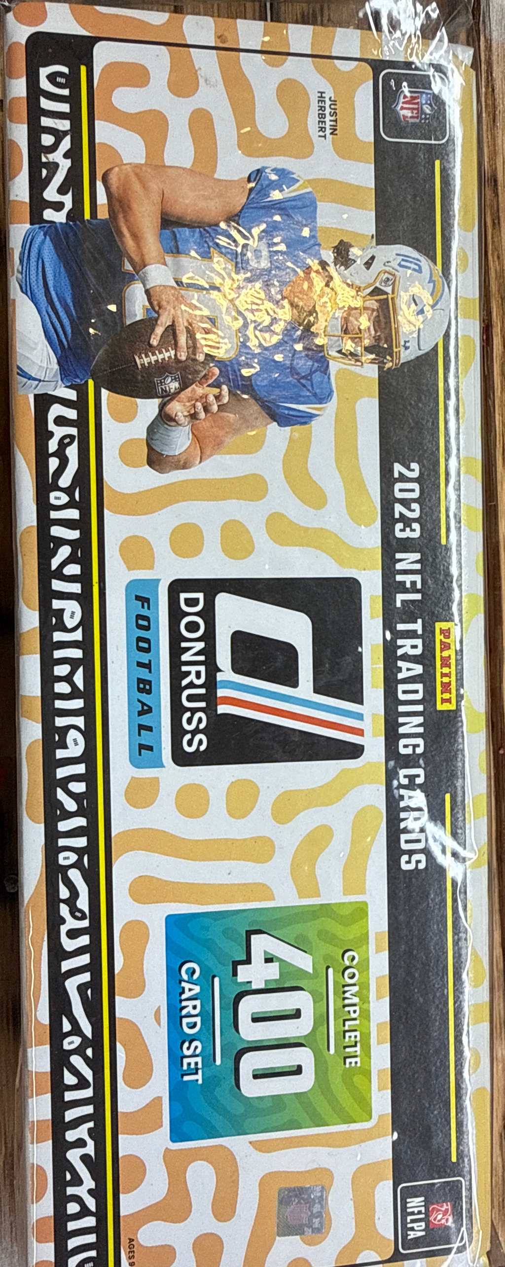 2023 NFL 400 count complete card set.