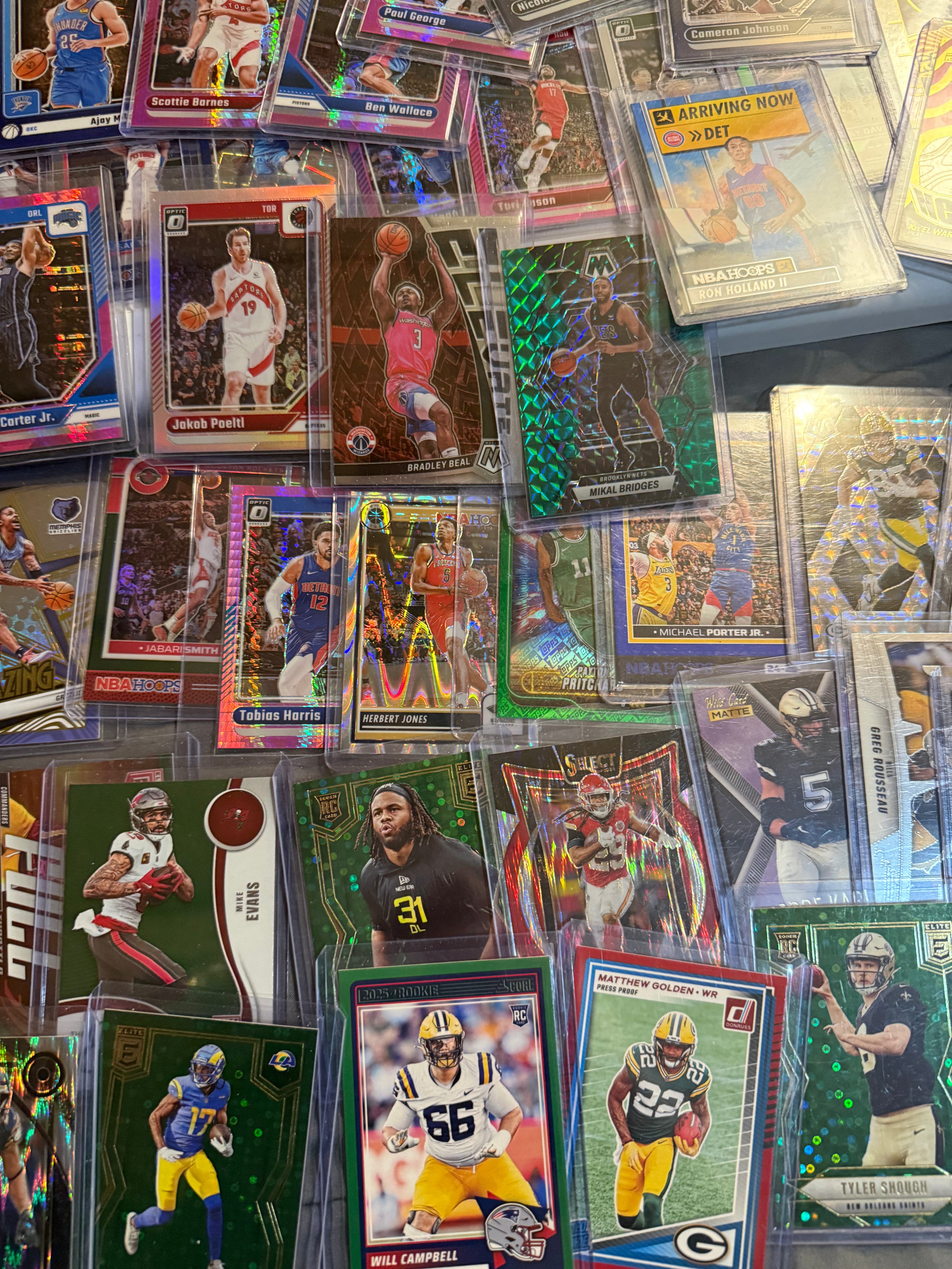 Raw Single Cards in Sleeves